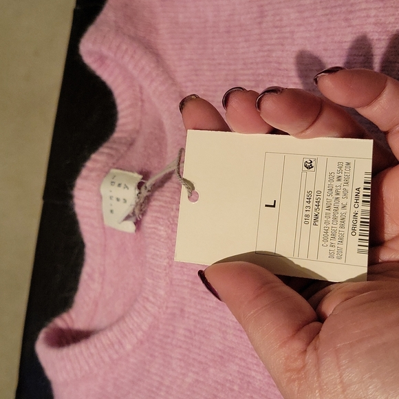 Sweater - Picture 6 of 8